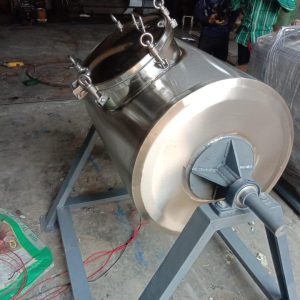 Butter churner