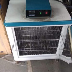 Curd incubator